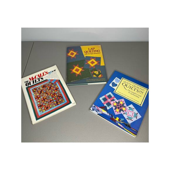 Lot of  3 Vintage Craft DIY Quilting Reference Guide Books Patterns Crafting - Picture 1 of 13